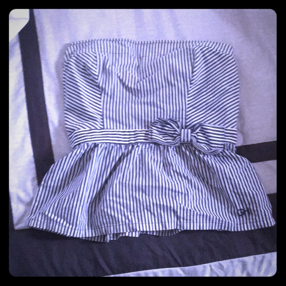 Gilly Hicks shirt